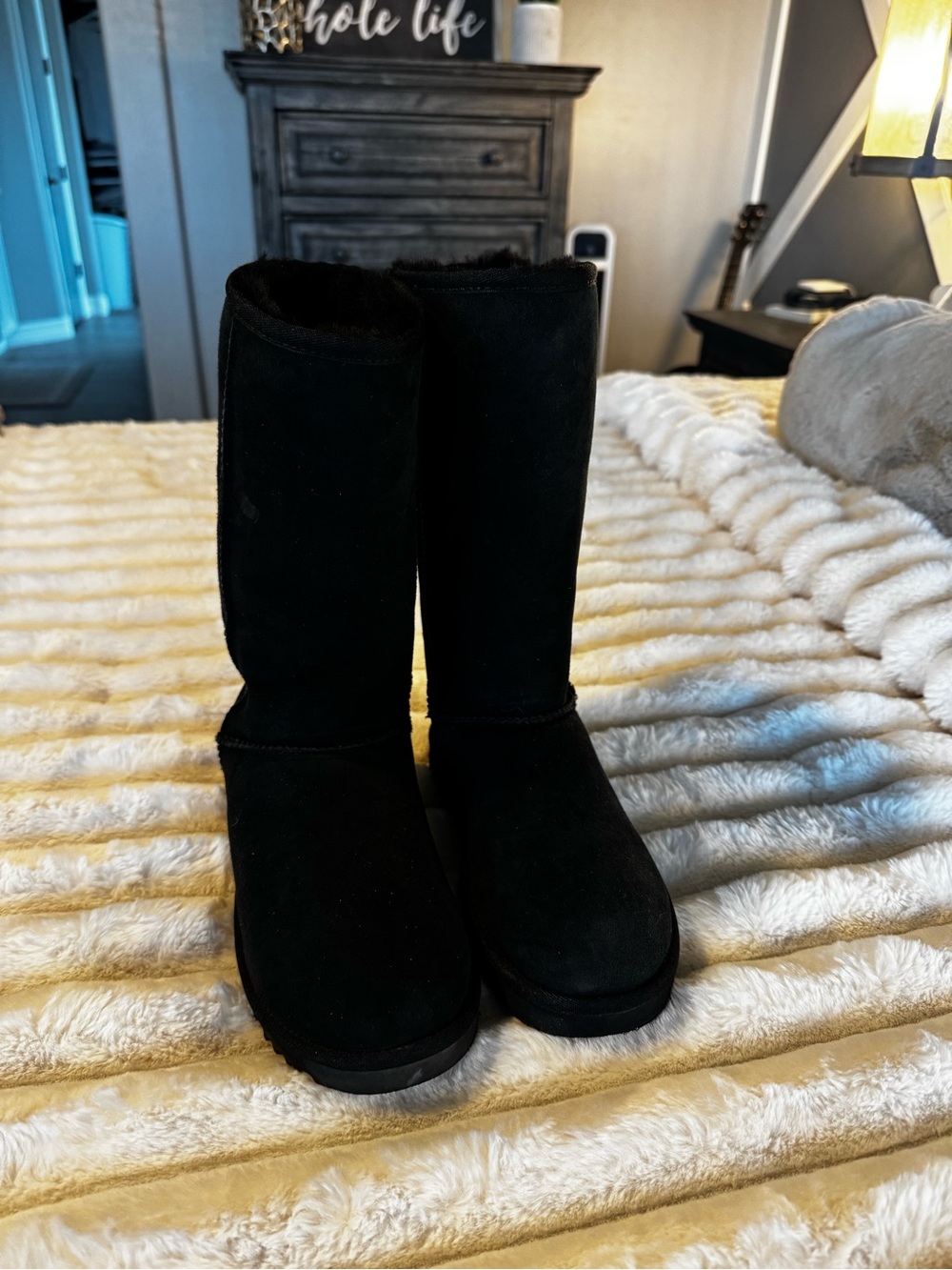 UGG black boots. Women’s size 6
